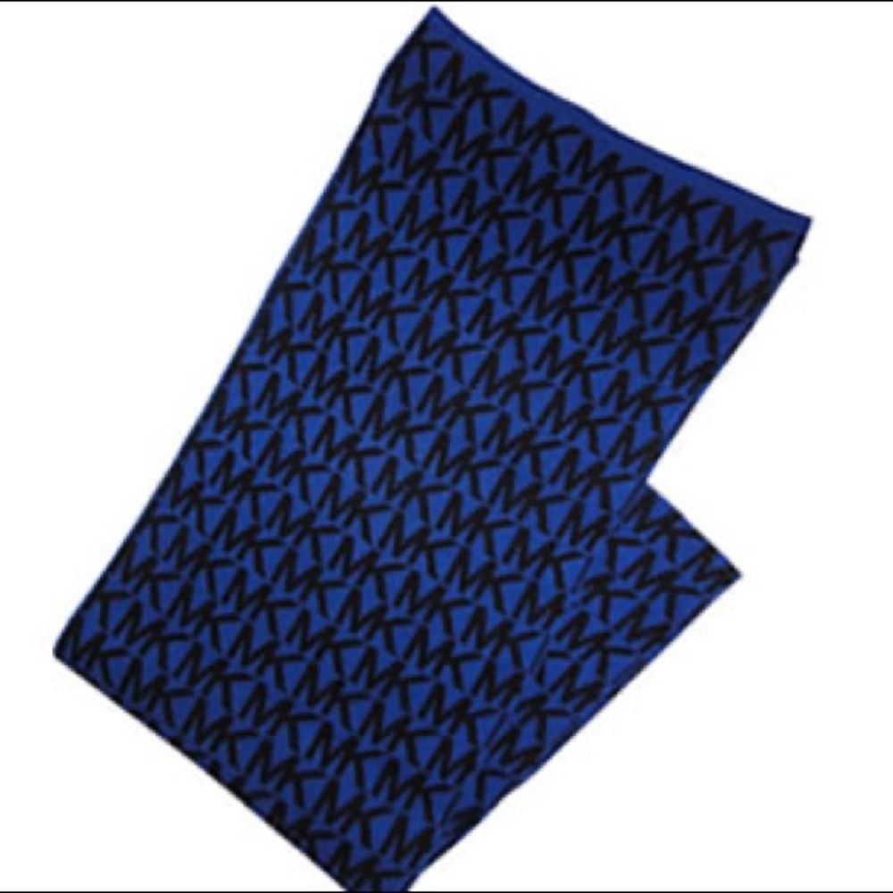 Michael Kors scarf
